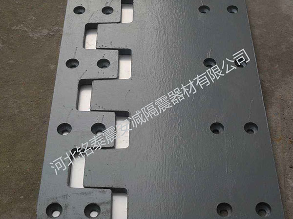梳齿板型伸缩装置