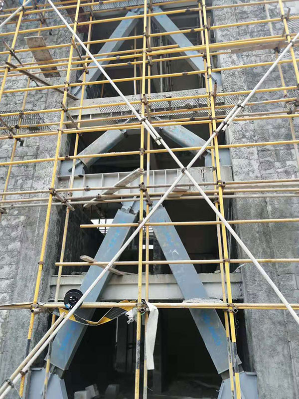 屈曲约束支撑